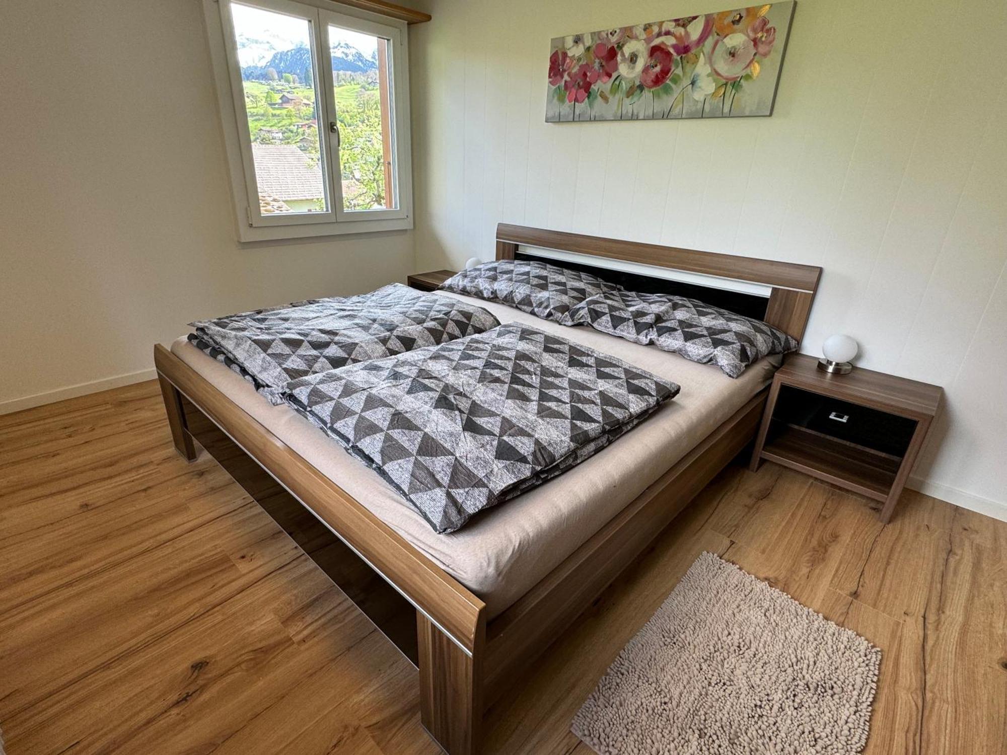 Und Berge Family Apartment Faulensee